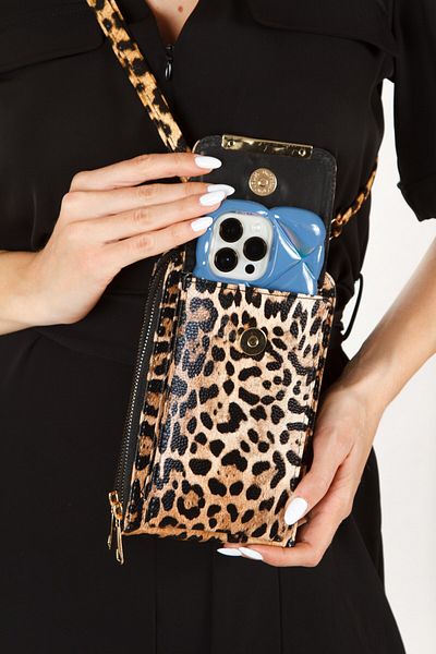 Newish Women's Leopard Bella Phone Holder Wallet Hand and Shoulder Bag