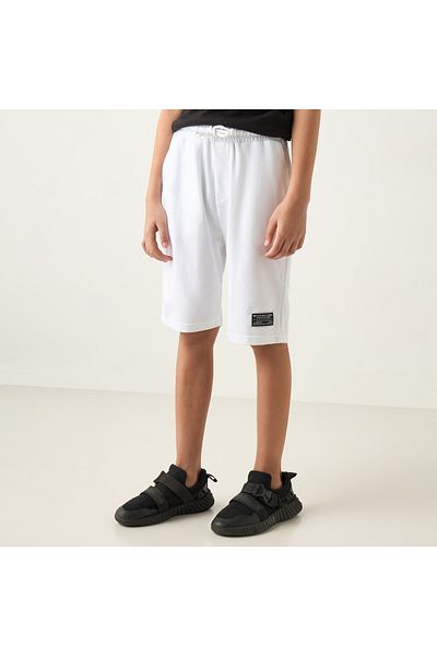 Juniors Solid Shorts With Pull-On Closure And Pockets