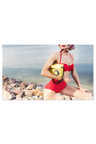 StoryGift Romania Tablou Canvas Rasaritul Soarelui Intrun Cadru Rosu Femeia In Bikini Rosu Pozand Cu O Papusa De