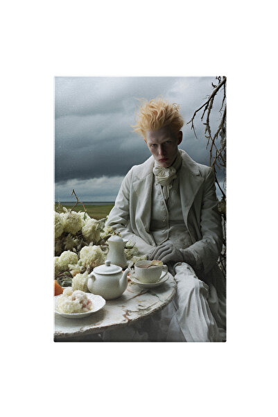 StoryGift Romania Tablou Canvas: Fotografie Cu Un Baiat Care Sta La O Masa Rotunda - Ceainic Haine Albe Afara Pi