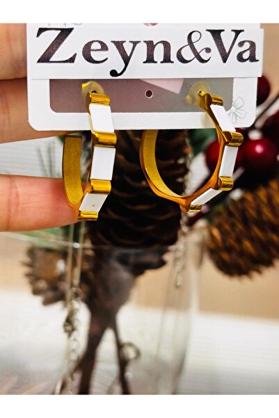 ZEYNVA White Detailed Hoop Earrings