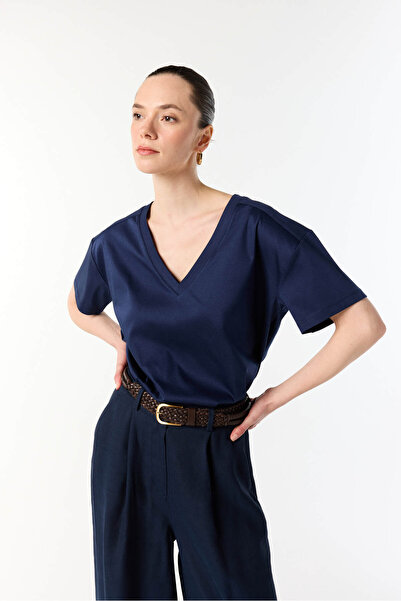 Mudo V-Neck Short Sleeve T-Shirt