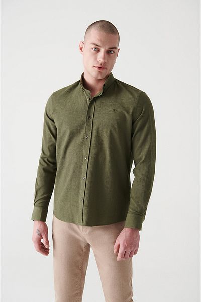 Avva Men's Khaki Seersucker Buttoned Collar Shirt A22Y2100