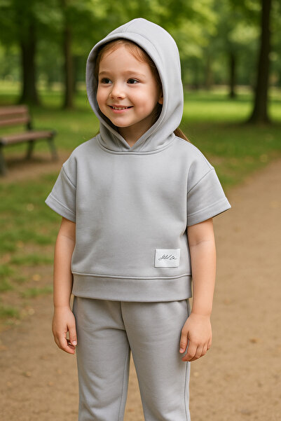 Hilal Akıncı Kids Scuba Kapüşonlu Kısa Kollu Sweatshirt ve Pantolon