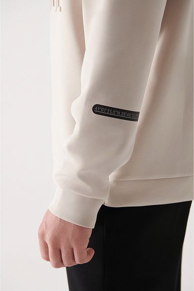 Avva Ανδρικό φούτερ σε μπεζ Crew Neck Soft Touch με στάμπα A22y1273