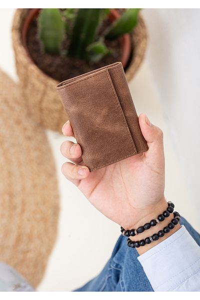 Niki Leather Унисекс картодържател Toa от естествена кожа, модел акордеон, с широко отворени очи, кафяв