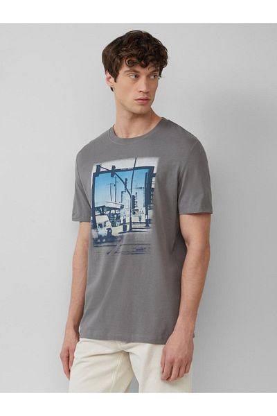 s.Oliver Men's T-shirt With Photo Print, Scoop Neck And Regular Fit Cut, Grey, 2xl