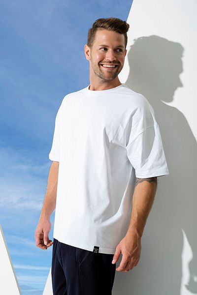 For You Man 2-Piece Cotton T-shirt with Mesh Detail on the Side Black Joger Set