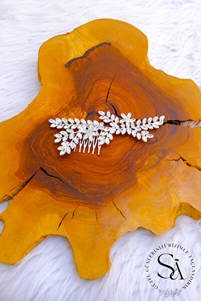 SimgeAksesuar Kristal Taşlı Şık Ve Zarif Taraklı Gelin Saç Aksesuarı