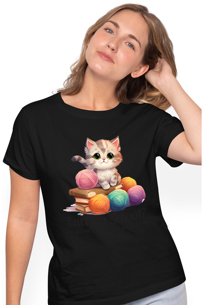 StoryGift Romania Tricou Femei Cu O Pisicuta Care Sta Pe Un Teanc Cu Carti, Gheme De Ata, Vesela, Blk_l