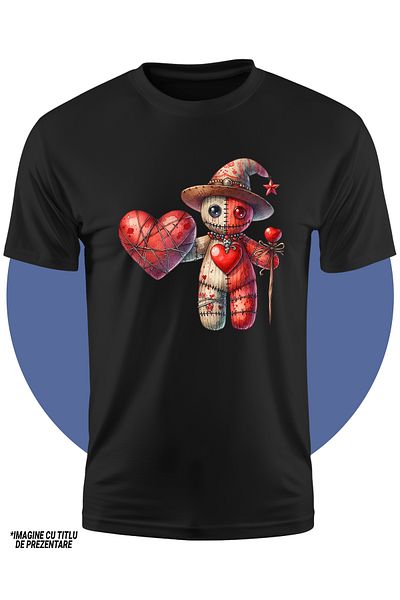 StoryGift Romania Tricou Copii Cu O Papusa Din Carpe Care Tine O Inima, Ilustratie, Palarie De Vrajitor, Toi