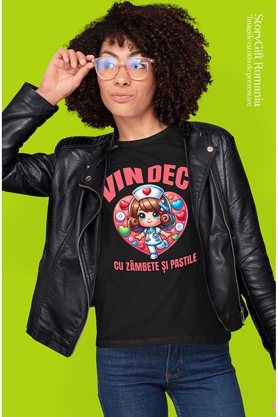 StoryGift Romania Tricou Femei Fata Doctorita Vesela Text Vindec Cu Zambete Si Pastile Cu Imprimeu Blk_l
