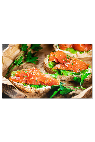 StoryGift Romania Tablou Canvas Sandwich De Somon Pe Hartie, O Delicatesa Culinara Cu Arome Proaspete Si Texturi