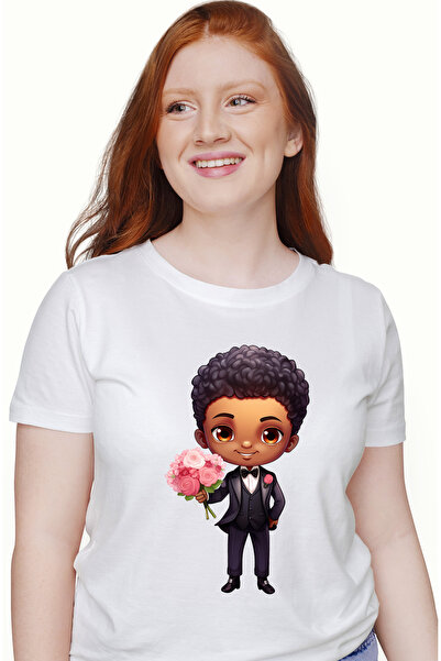 StoryGift Romania Tricou Femei Cu Un Ginere De Culoare Care Tine Un Buchet Cu...