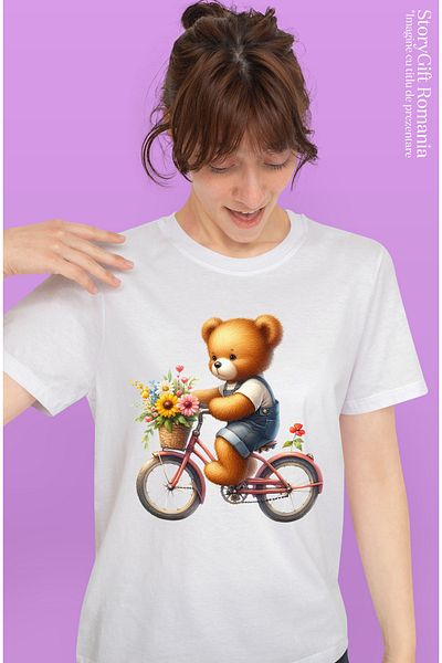 StoryGift Romania Tricou Femei cu un ursulet de plus care merge cu bicicleta, plimbare, ilustratie WHT_L