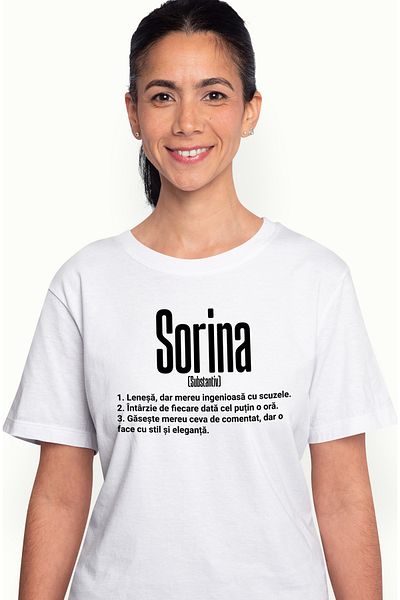 StoryGift Romania Tricou Femei Cu Numele Sorina, si Mesaj Amuzant, Lenesa, Mereu are de Comentat, WHT_L