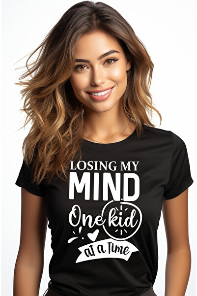 StoryGift Romania Tricou Femei pentru cele care isi ies din minti - isi dores...