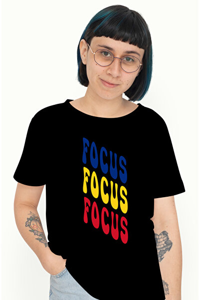 StoryGift Romania Tricou Femei Cuvantul Focus, in Culorile Steagului Romaniei, Rosu, Galben, Albas BLK_L