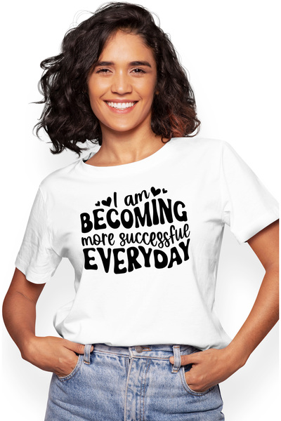 StoryGift Romania Tricou Femei cu inimioare si mesajul "Devin mai de succes i...