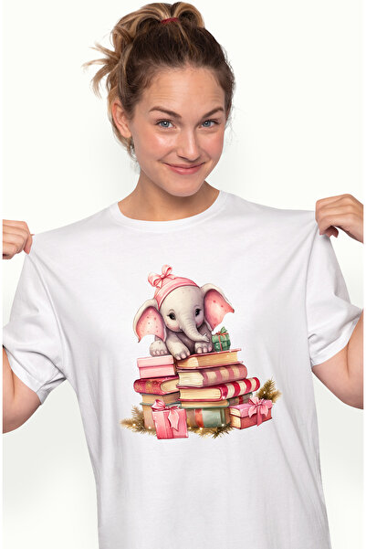StoryGift Romania Tricou Femei cu un pui de elefant care sta pe niste teancur...