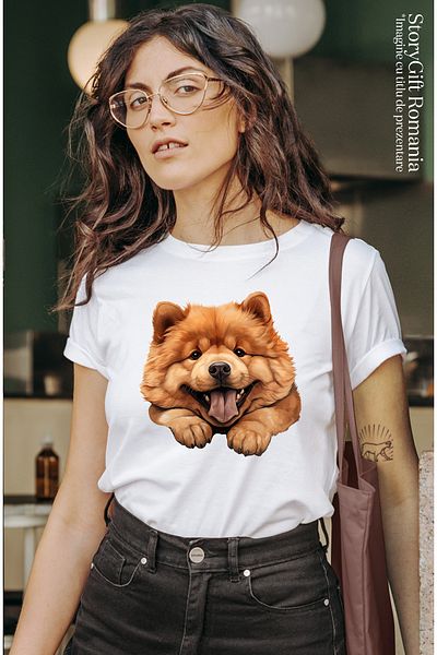 StoryGift Romania Tricou Femei cu un caine Chow Chow, ilustratie, limba scoasa, maro deschis, gras WHT_M
