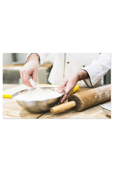 StoryGift Romania Tablou Canvas Maestru In Bucatarie Aproape De Baker Tinand ...