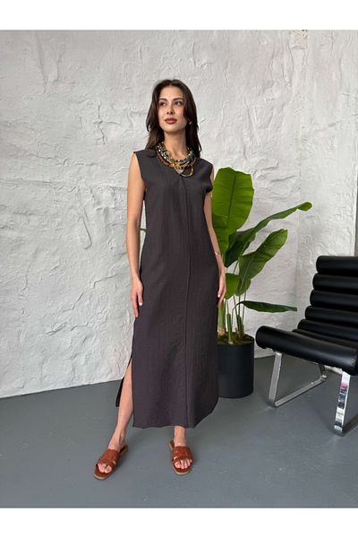 Elif Özbey Butik Φόρεμα Tnsl με λεπτομέρεια σε σκούρο καφέ