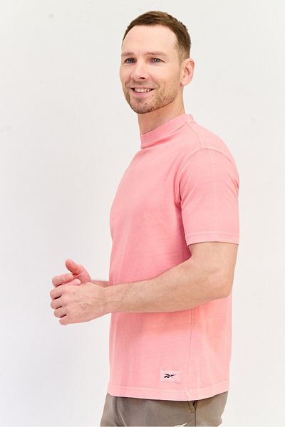 Reebok Men Sportswear Fit Short Sleeve Outdoor T-Shirt, Pink