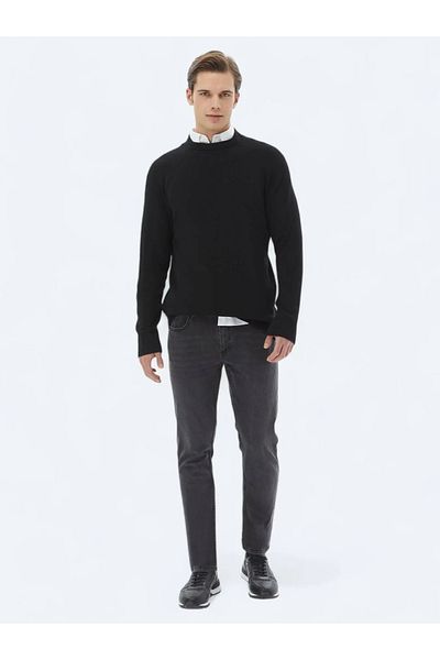 Kip Pulover negru din tricot cu model cu gât