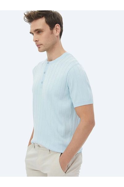 Kip Tricotaj jacquard cu guler albastru deschis
