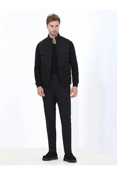 Kip Black Striped Slim Fit Knitted Suit