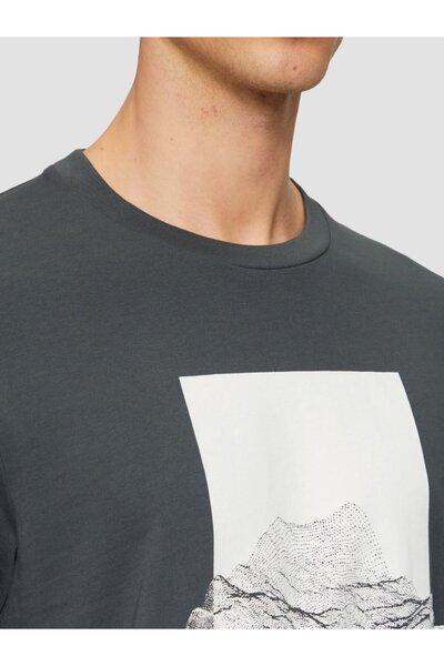 s.Oliver Men's short-sleeved T-shirt, front print and Regular Fit cut, Dark Grey, M