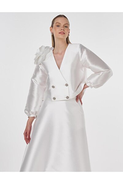 Kayra Rose Detailed Satin Double Suit Ecru