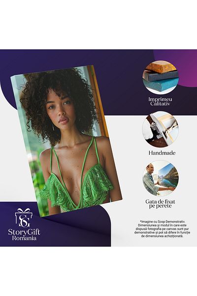 StoryGift Romania Tablou Canvas Persoana Feminina Draguta Cu Parul Cret Si Pistrui In Costum De Baie Verde Cu Al