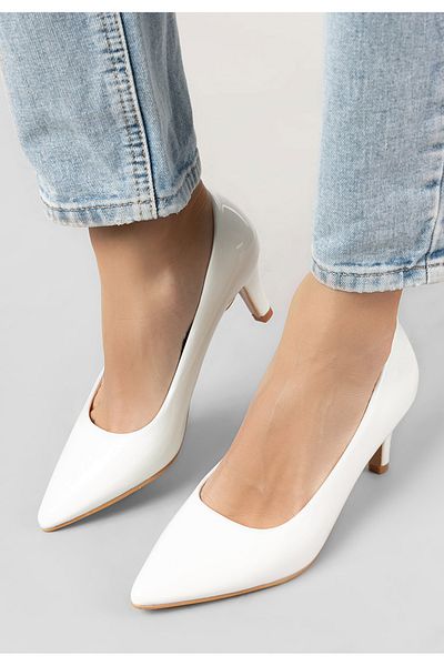B T Shoes Corvina V2 Low Heel Shoes White