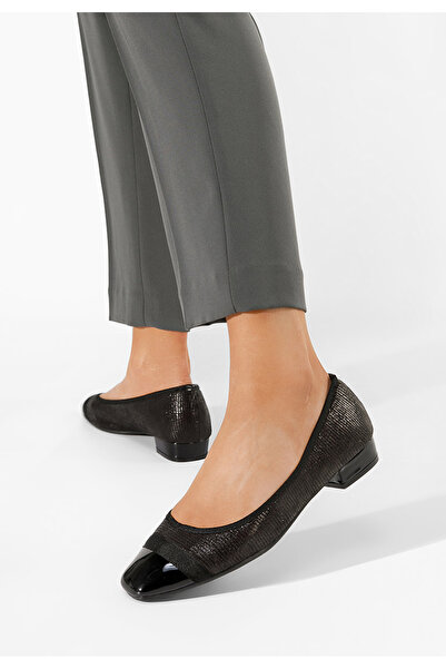 B T Shoes Черни обувки на нисък ток Ozleta