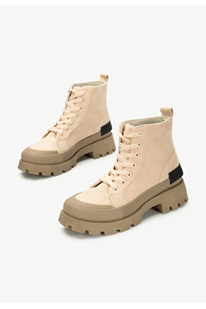 B T Shoes Γυναικεία μποτάκια μπεζ Serrena