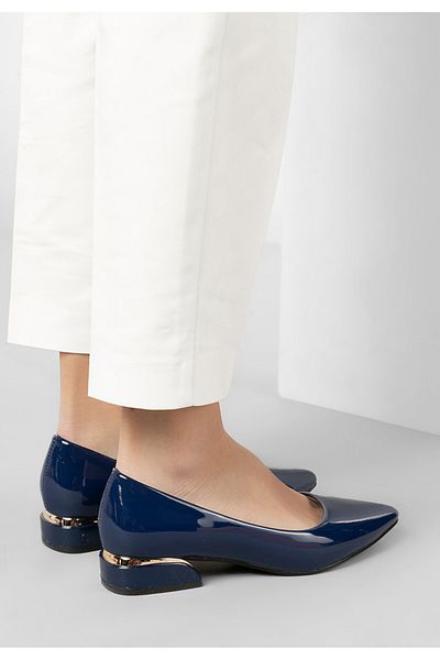 B T Shoes Pantofi Cu Toc Mic Bertesa Navy