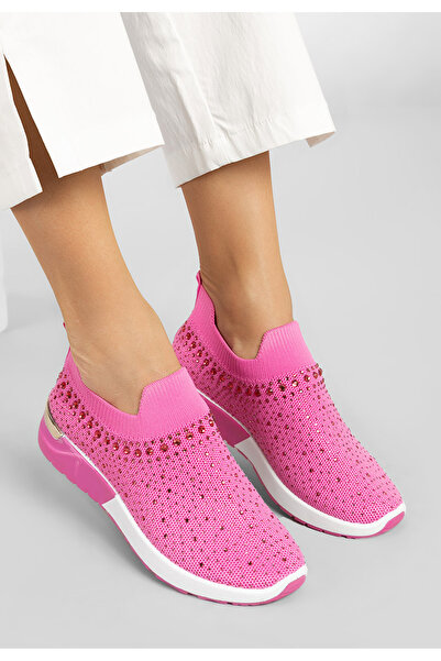 B T Shoes Women's Sneakers Marcie Fuchsia