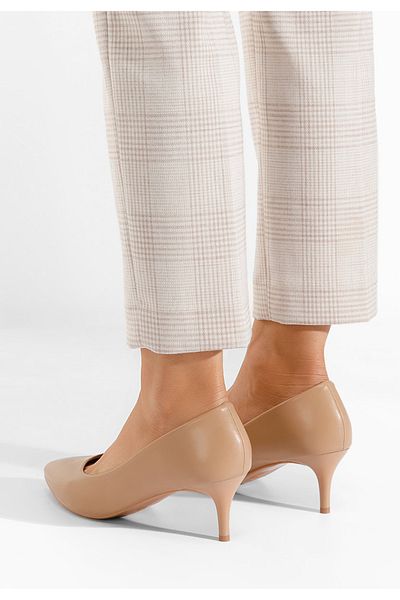 B T Shoes Modena camel thin heel shoes