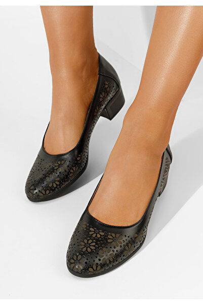 B T Shoes Černé kožené lodičky Admire