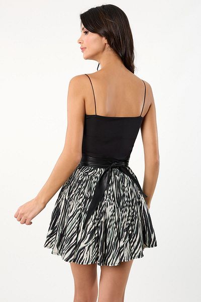 Spazio We are basic black with straps