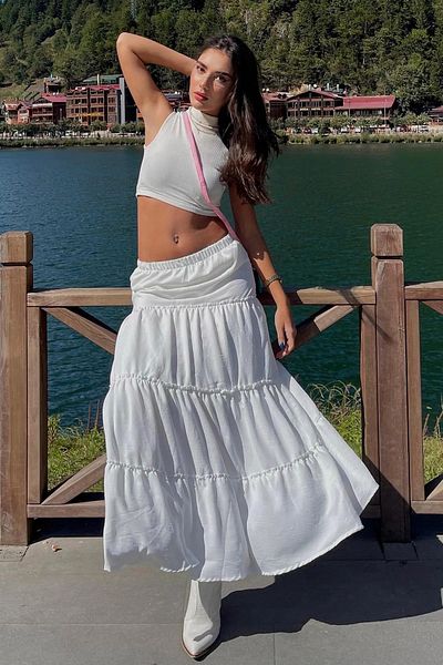 Hisleria White Basic Pleated Women's Long Skirt