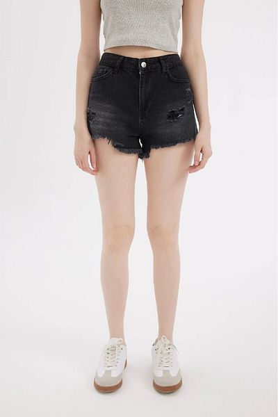 soBasic Pantaloni scurți din denim rupti