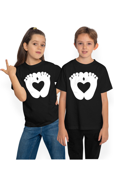 StoryGift Romania Tricou Copii cu o inimioara si 2 pasi - joaca afectiune cop...