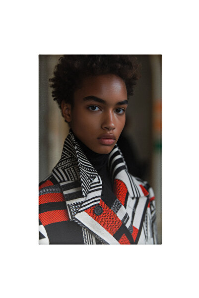 StoryGift Romania Tablou Canvas Fata Creola Cu Parul Scurt Cret Si Sprancene ...