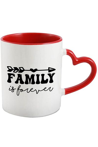 StoryGift Romania Mug with a heart and the message "Family is forever", with STG.