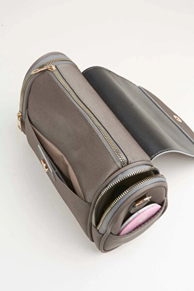 byFOX Fashion Women's 6-Eye Cylinder Crossbody Bag with Emblem (Emblem May Vary) Width: 24cm Length: 16cm Bottom: 9cm