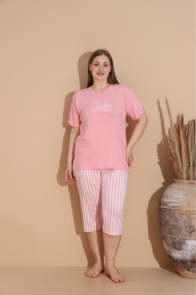 Temporium Women's Curve Plus Size Milan Fabric Capri Short Sleeve Pajama Set