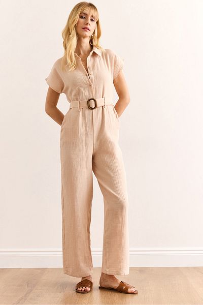 Olalook Women's Beige Belted Pocket Muslin Jumpsuit Tlm-19000160